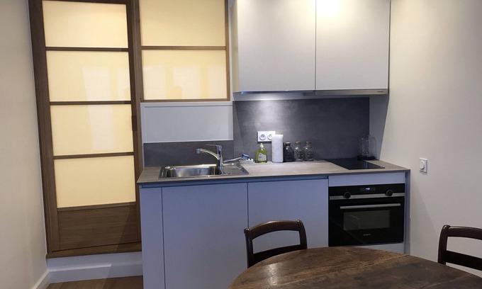 Parc-de-Montsouris Apartment | Quiet studio in picturesque Paris street