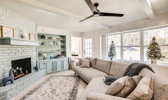 Conroe House | Quiet Texas Vacation Rental ~ 5 Mi to Lake Conroe!