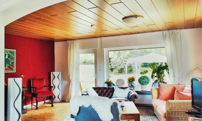 Anzhausen Apartment | Quiet vacation apartment with large garden (125 sqm)