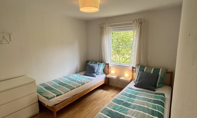 Kalifornien House | Quiet vacation home directly behind the dyke in California on the Baltic Sea.