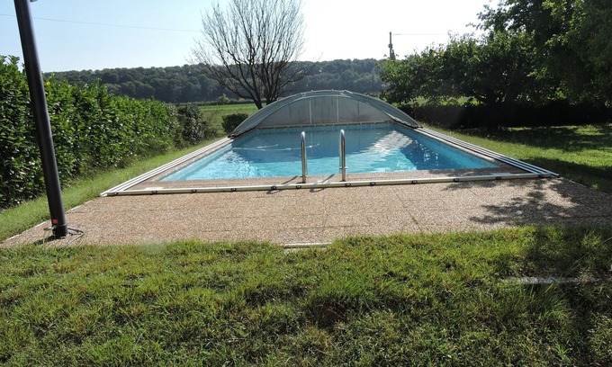Cornillon-Confoux House | Quiet villa with swimming pool and wooded garden, sleeps 10 to 12.
