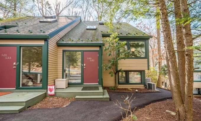 Farmington Condo | Quiet Woodland Serenity Escape