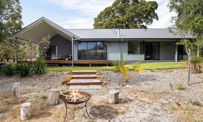 Quindalup House | Quindalups Lot 104 Your Perfect Family Escape