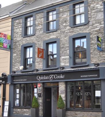 Cahirciveen Hotel | Quinlan & Cooke Boutique Townhouse and QCs Seafood Restaurant