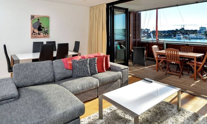 Auckland Central Business District Apartment | QV Luxury Waterfront Apartment - (317)