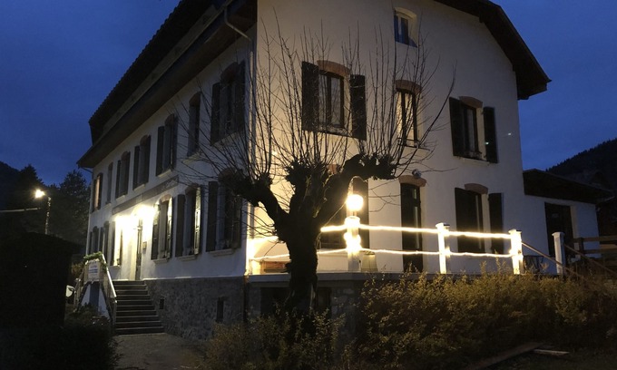 La Ferriere House | Résidence Gîte de Groupe Dans une Superbe Vallée
