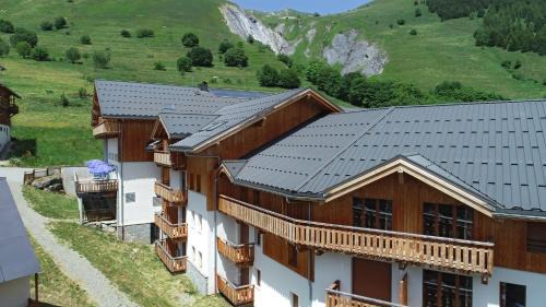 Saint-Sorlin-d'Arves Apartment | Résidence Odalys Les Bergers