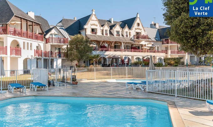 Le Pouliguen Apartment | Résidence Pierre & Vacances Premium Le Domaine de Cramphore