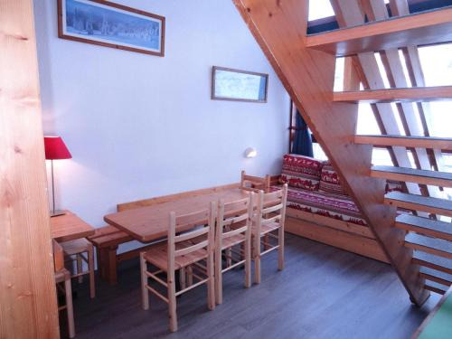 Arc-1800 Apartment | Résidence Tournavelles - Appartement 4 pièces 8 personnes avec vue sur les pistes, skis aux pieds et proche des commerces dans le village des Villards à MAE-2008