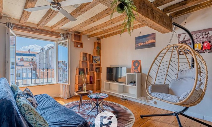 Quartier Hyper-Centre Apartment | R'Apparts T2 The Cool Place