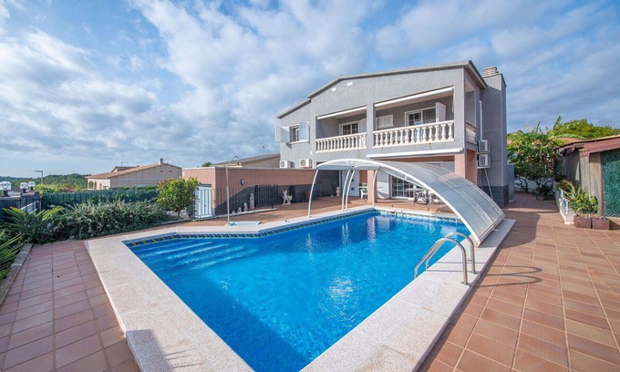 Calafell Villa | R112 Big house for 10 people with air conditioning