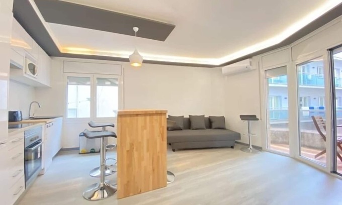 Calafell Apartment | R136 Apartamento Buhos