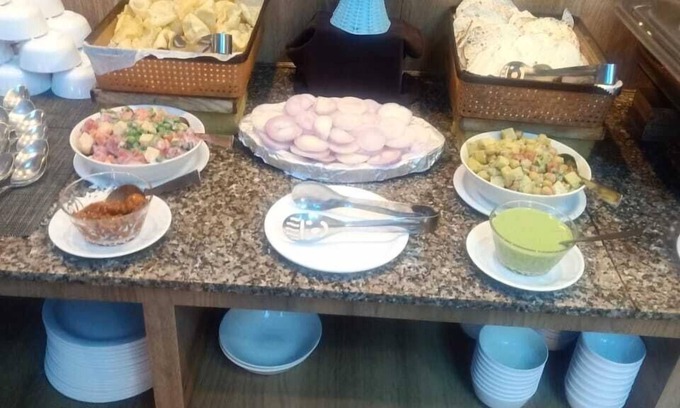 Jamnagar Hotel | RAAJ SVASTIK INN