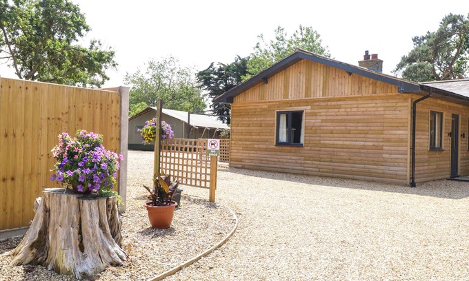 Ringstead Cottage | Rabbit Warren Lodge