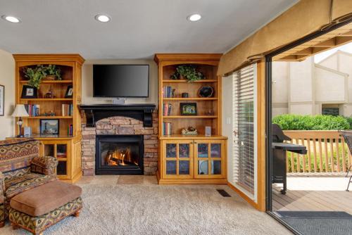 Park Meadows Apartment | RACQUET CLUB 60 condo