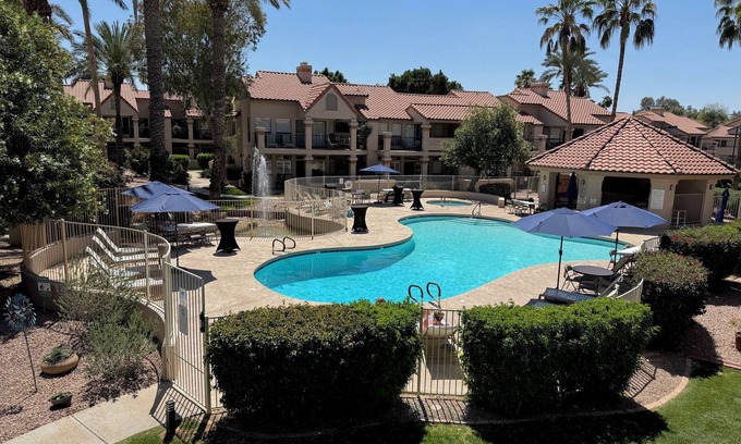Scottsdale Ranch Condo | Racquet Club at Scottsdale Ranch Casita 2bd 2ba