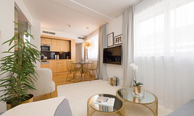 Leopoldstadt Apartment | RAFAEL KAISER - Premium Apartments City Centre - Contactless Check-In