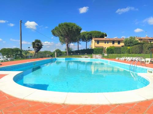 Castellina Marittima Apartment | Raggio di Sole Castellina Marittima - Bilocale con piscina in Toscana