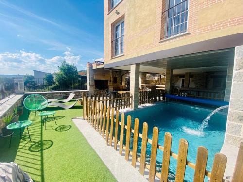Robledondo Apartment | Raices