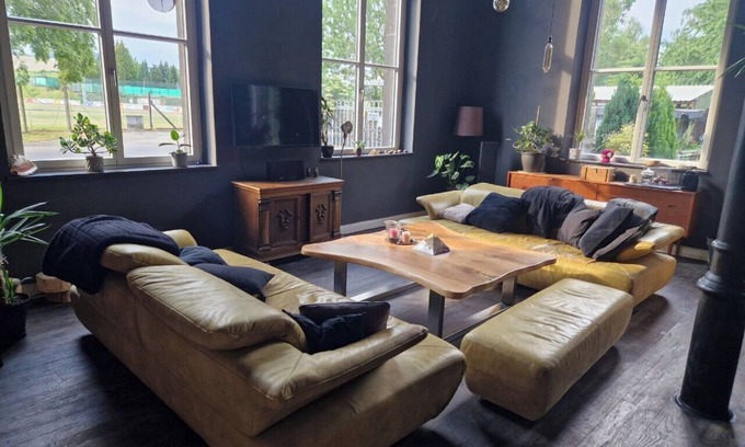 Verbandsgemeinde Pellenz Apartment | Railroad station romance meets luxury! (max. 5 persons) Prices may vary!