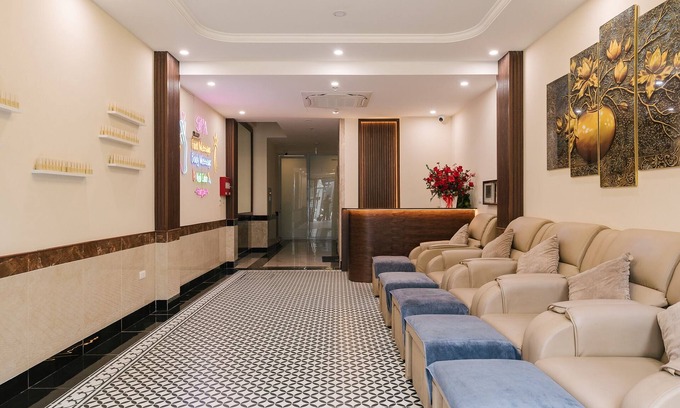 Old Quarter Apartment | Railway Apartment