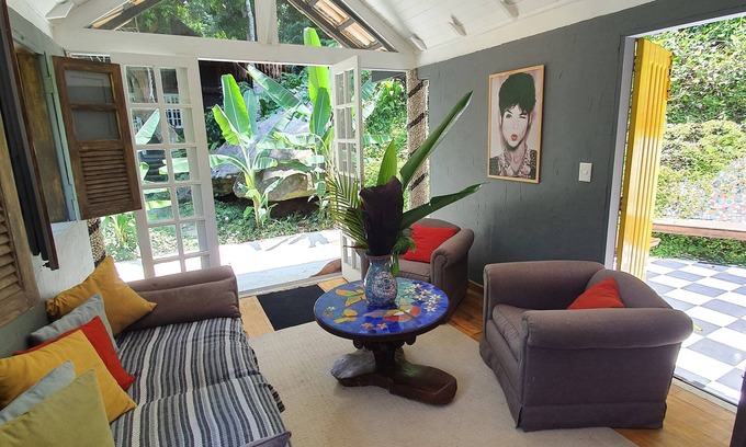 Gavea Cottage | Rain Forest Paradise Rustic and Charming