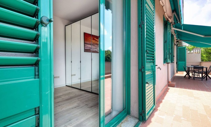 Dergano Apartment | Rainbow House in Milan