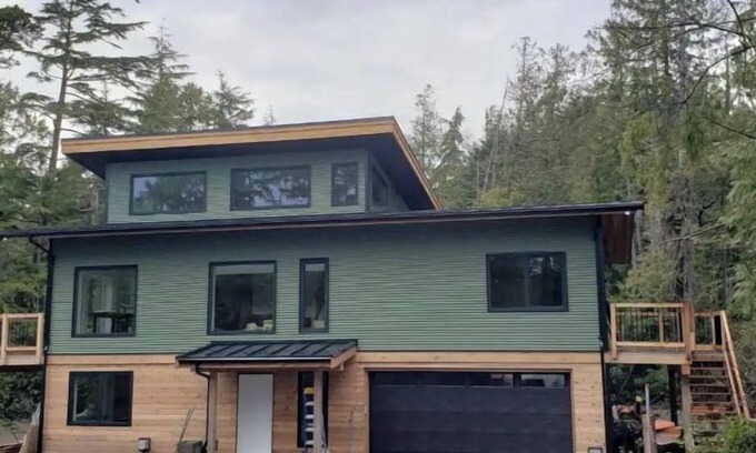 Ucluelet Bed & Breakfast | Rainforest Lane Sunset suite
