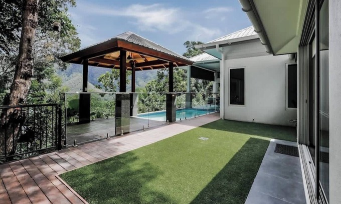 Redlynch House | Rainforest Retreat - Pool W Stunning Views