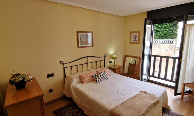 Colunga Apartment | Raitán 2 - Apartamento con piscina compartida para 4 pax - VUT-4301-AS