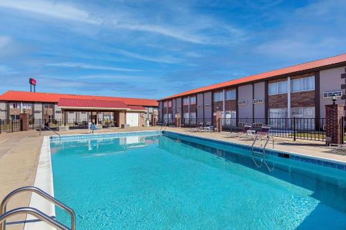 Bowling Green Hotel | Ramada by Wyndham Bowling Green