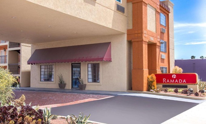 Clarkdale Hotel | Ramada by Wyndham Culver City