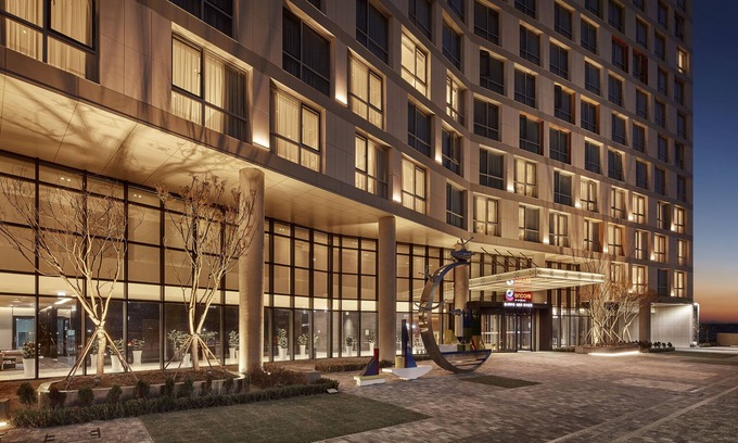 Gimpo Hotel | Ramada Encore by Wyndham Gimpo Han River Hotel