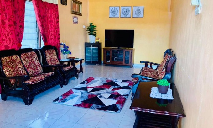 Pokok Sena District House | Ramizu Homestay Pokok Sena