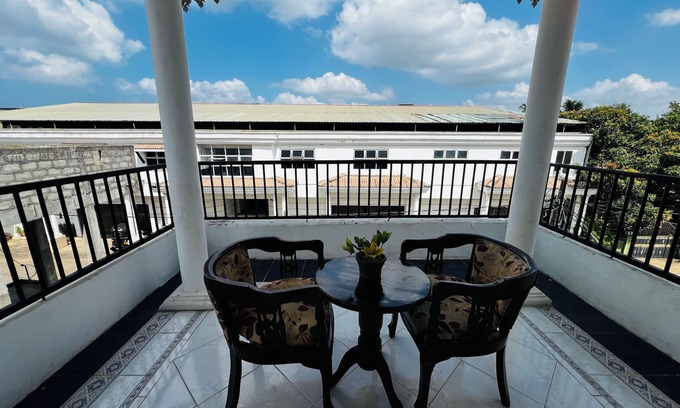 Kudapaduwa House | Ramlyn Guesthouse & Restaurant