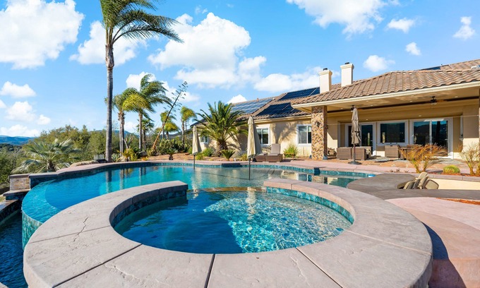 Murrieta House | Rancho Agave Azul: Reconnect, Recharge & Experience w/Spa, Fireplace & Views