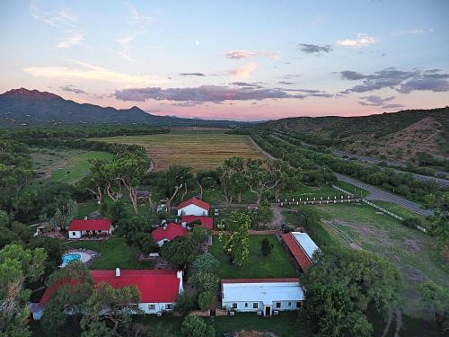 Tumacacori-Carmen Bed & Breakfast | Rancho Santa Cruz