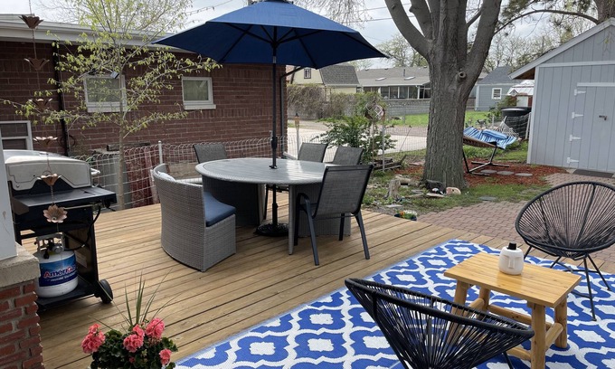 Sidney House | RARE FIND! 4BR, 2BA Home W/Deck/Grill/Fireplaces. Pet Friendly w/fenced in BY