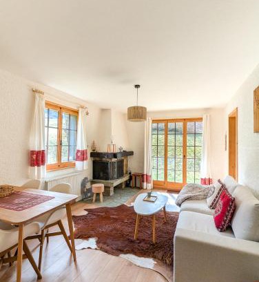 Villars-sur-Ollon Apartment | Rare, quite & centered Apartment with Garden & Fireplace