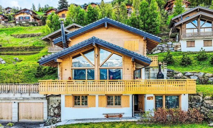 Saint-Pierre-de-Clages House | Ratatouille by Interhome