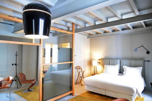 Encarnacao Apartment | Raw Culture Art & Lofts Bairro Alto