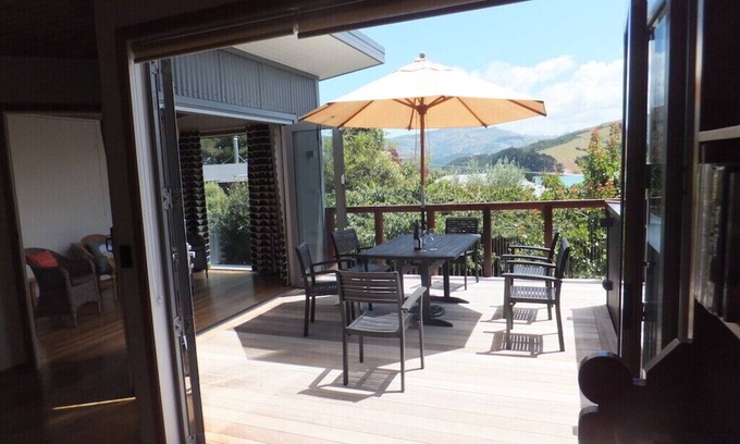 Akaroa House | Re-Built Bach to modern day Kalamata