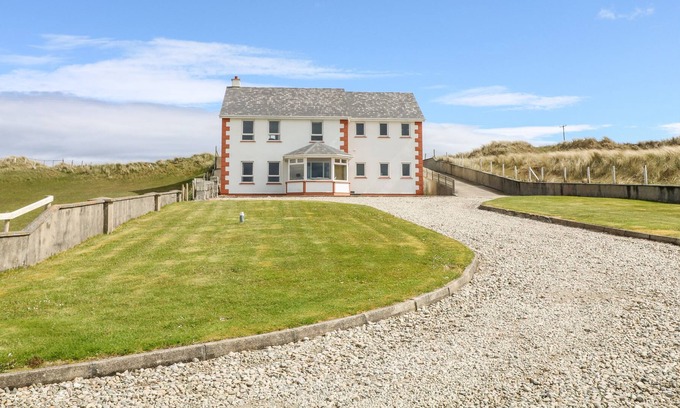 Derrybeg House | REALT NA FARRAIGE, family friendly in Derrybeg, County Donegal