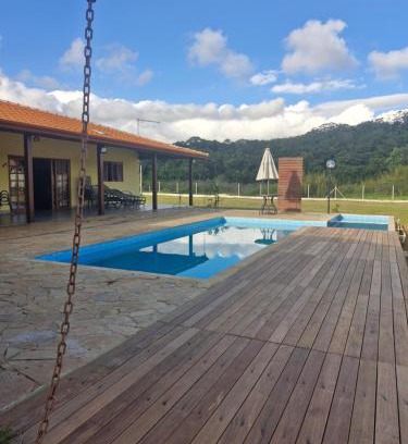 Sao Roque House | Recanto Girassol em São Roque - Rota do Vinho