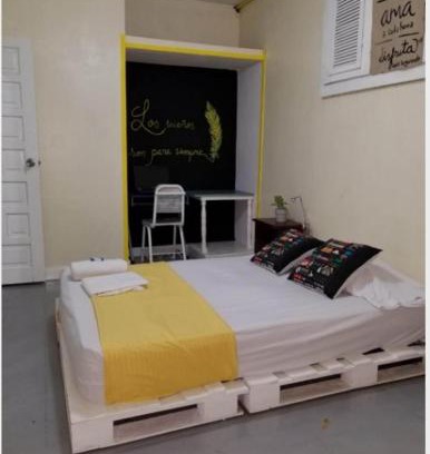 Ciudad Nueva House | Recycled house