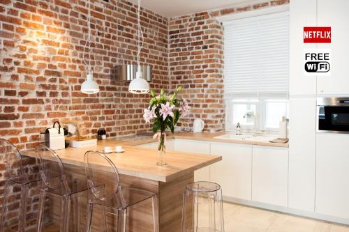 Old Town Apartment | Red Brick Old Town Apartment