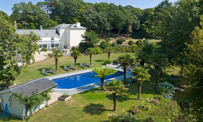 Camborne Resort | Red River Stables - Peaceful, beautiful grounds, swimming pool, central location for West Cornwall