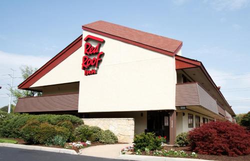 Farmington Hills Hotel | Red Roof Inn Detroit - Farmington Hills