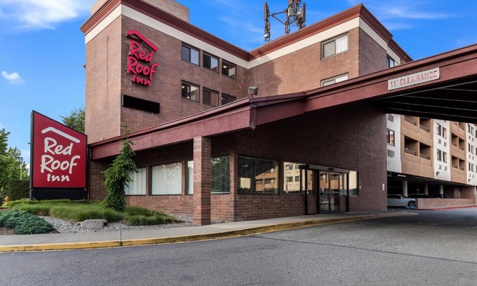 SeaTac Hotel | Red Roof Inn Seattle Airport - SEATAC