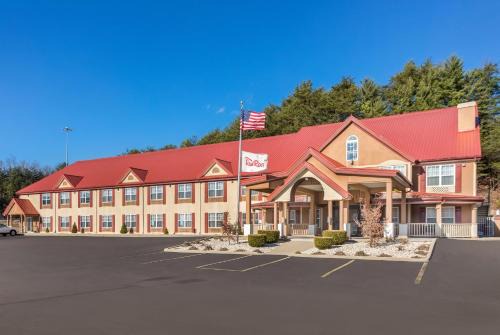 Woodbine Hotel | Red Roof Inn & Suites Corbin